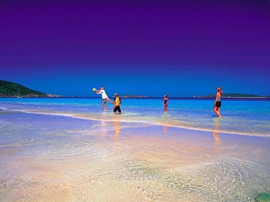 Emu Park Beach Resort Экстерьер фото